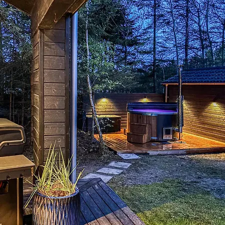 Casa vacanze Lovely In With Sauna *